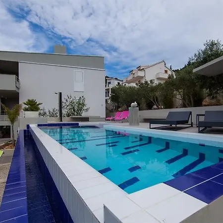 Villa Mara Vis Vis